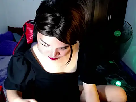 sofiathe1st - Sofiathe1st's free webcam - UK Sex Cams