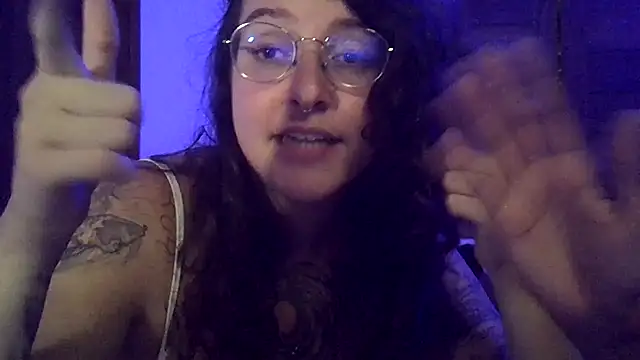 blue_liz - Blue_Liz's free webcam - UK Sex Cams