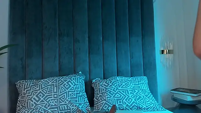 _victoriacollins_ - _VictoriaCollins_'s free webcam - UK Sex Cams