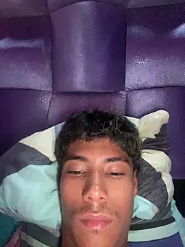 adan21_cm (M twink) - Corrida