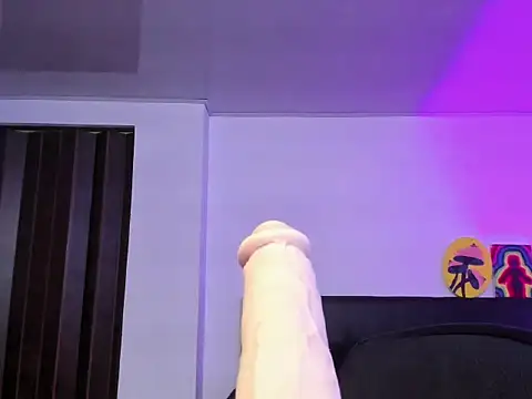 nataliasweet98 - Nataliasweet98's free webcam - UK Sex Cams