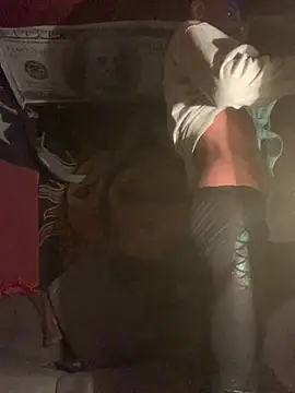 Gillygilly76 live sex cam