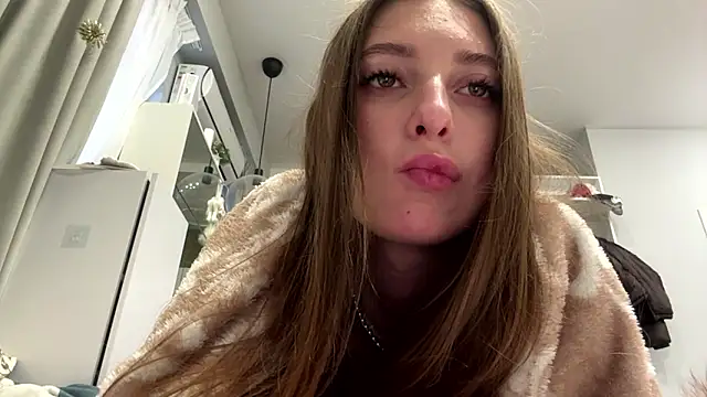 selena_favn - Selena_favn's free webcam - UK Sex Cams