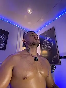 marco_vega (M young) - JERK OFF AND SPIT IT OUT🍆💦