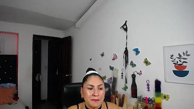 mature_bigboobs10 - Mature_bigboobs10's free webcam