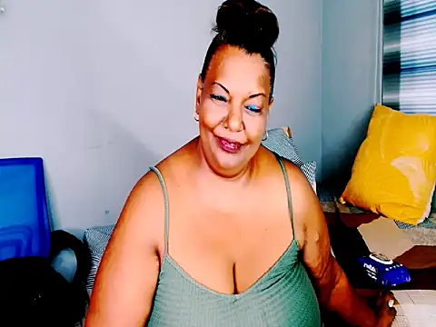 sassy_tassy - Sassy_Tassy's free webcam