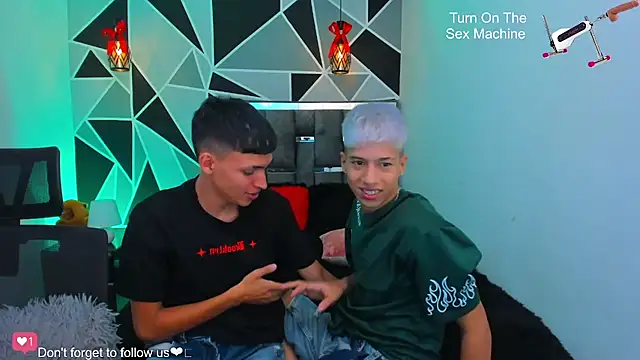 juan_nd_steven - Juan_Nd_Steven's free webcam