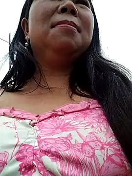 lusy-00 - Lusy-00's free webcam