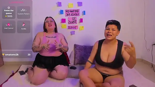 miaymolly - MiaYMolly's free webcam