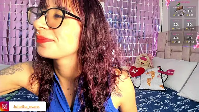 julietha-evans - Julietha-evans's free webcam