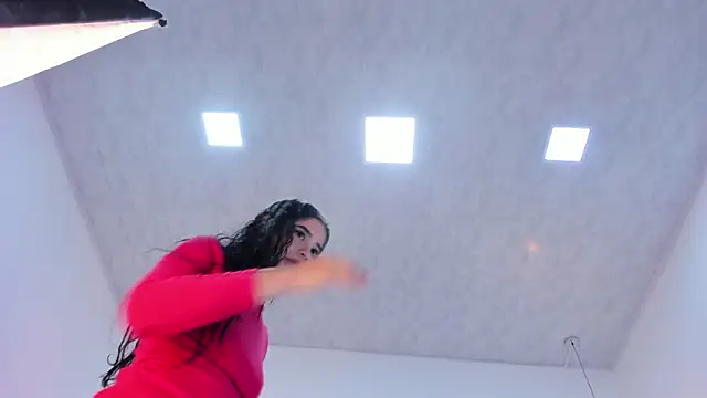 naty_rose23 - Naty_Rose23's free webcam