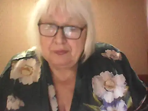 alexia64231 - Alexia64231's free webcam