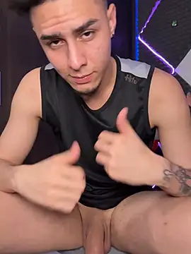 bigryann23 live sex cam