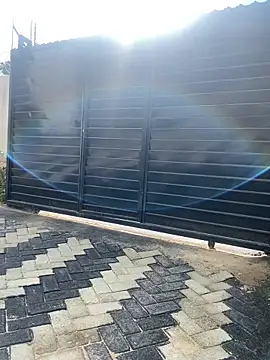 cardiebae89 (F milf) - Pussy play