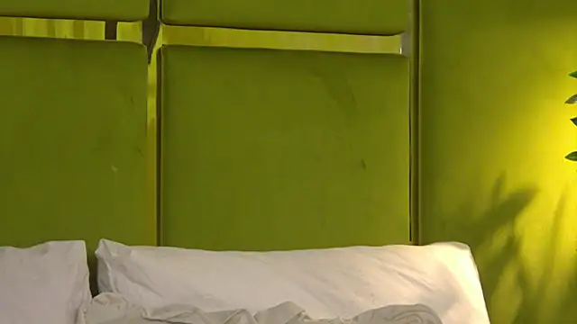 nattydevon (F young) - Let me suck you... Blowjob time