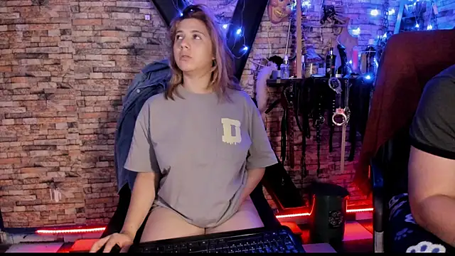 Liltildeman_moon live sex cam