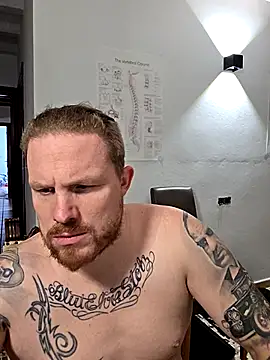 kylie_blck (F young) - Countdown+showTits+Tonge+1Surprise Video