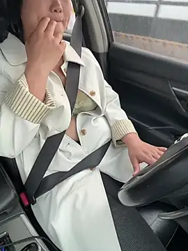 美女goudanlove在线直播