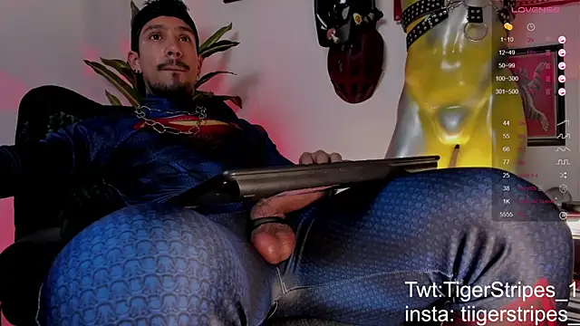 tigerstripes1_ - TigerStripes1_'s free webcam - UK Sex Cams
