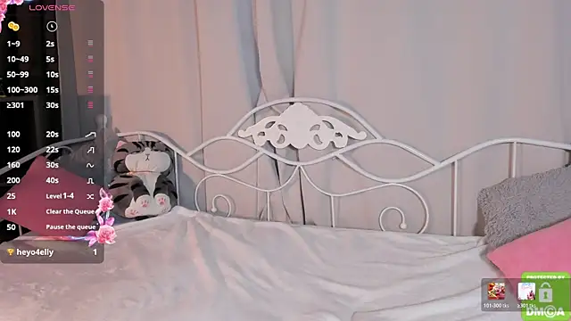 amelia_skyy (F young) - take off top