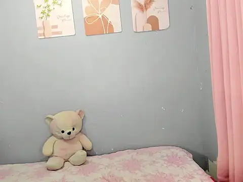 anne_the_virgin - Anne_the_virgin's free webcam - UK Sex Cams