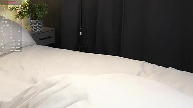 LettySlovacek live sex cam