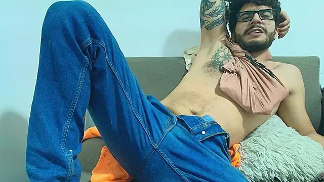 thomas_gun (M young) - #cum shot