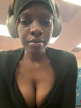 Webcam Model (Oceanababe21)  is live.Free join now!