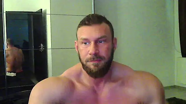 muscularkevin - Muscularkevin's free webcam - UK Sex Cams