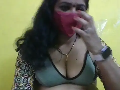 anu-reddyy (F milf) - Ass spank 5 times