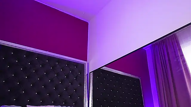 alexxisrae - Alexxisrae's free webcam - UK Sex Cams