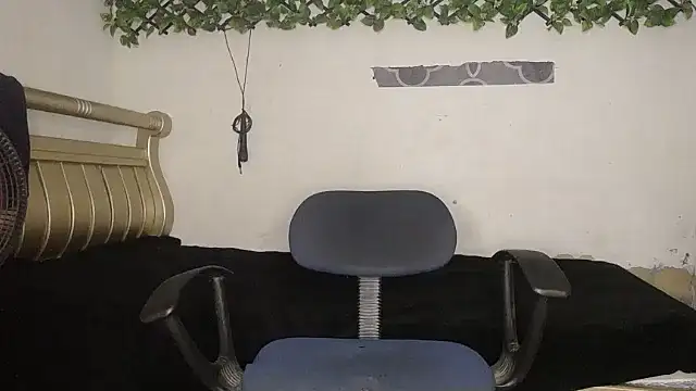 god_jol - GOD_JOL's free webcam - UK Sex Cams