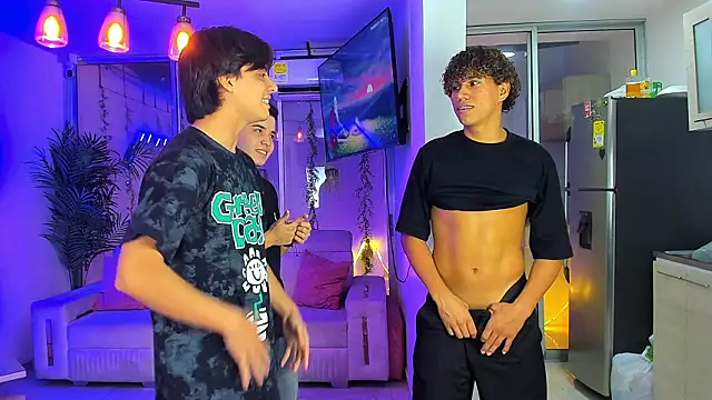 houseofwarrios - Houseofwarrios's free webcam