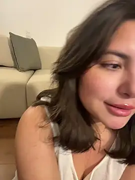 sukhakunis1 live sex cam