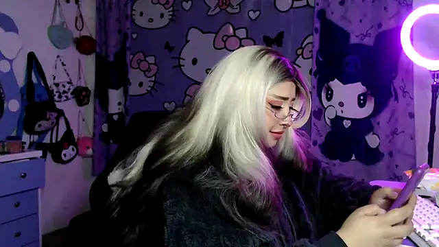 lussyevans24 - Lussyevans24's free webcam