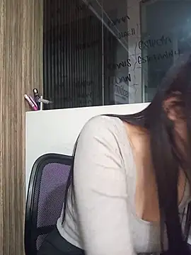 valk_submissive - Valk_submissive's free webcam