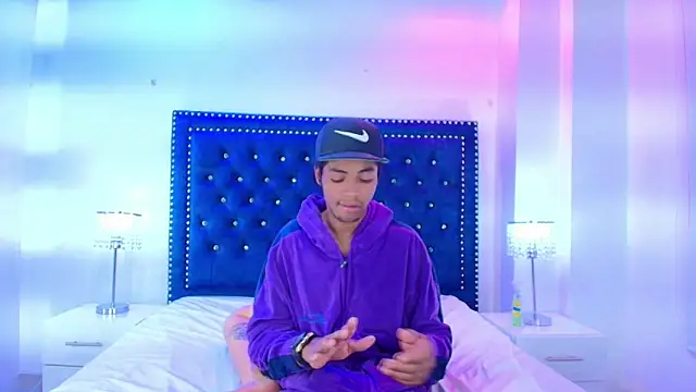 Cristal_and_luke live sex cam