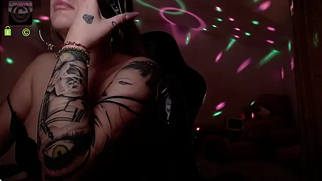 sonyadevon - SonyaDevon's free webcam