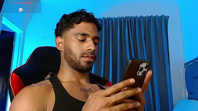 Christian_thor live sex cam