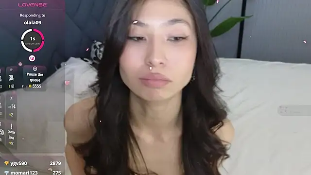 TrishaRey live sex cam