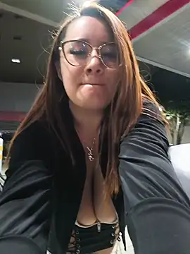 maleja_smmith (F young) - Off with bra and a boob flash