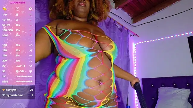 ebony_NeighborMoans webcam