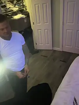 jsizzle13 - JSizzle13's free webcam - UK Sex Cams