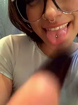 lilithmonette (G teen) - Erotic dance naked