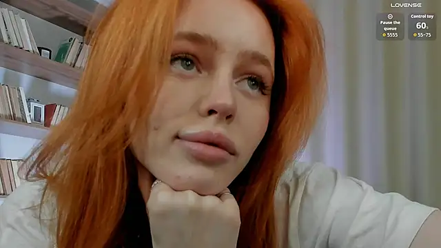 Phoenix_Margo live sex cam