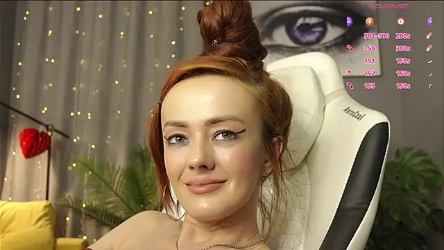 Megany live cam profile