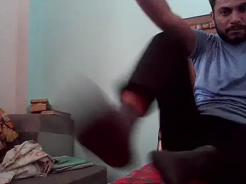 stubborndesiboy - Stubborndesiboy's free webcam - UK Sex Cams