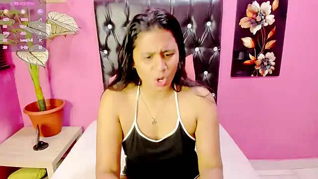 indianflame - INDIANFLAME's free webcam - UK Sex Cams