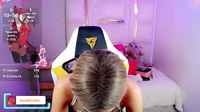 sophiaa_doll_ - Sophiaa_doll_'s free webcam - UK Sex Cams