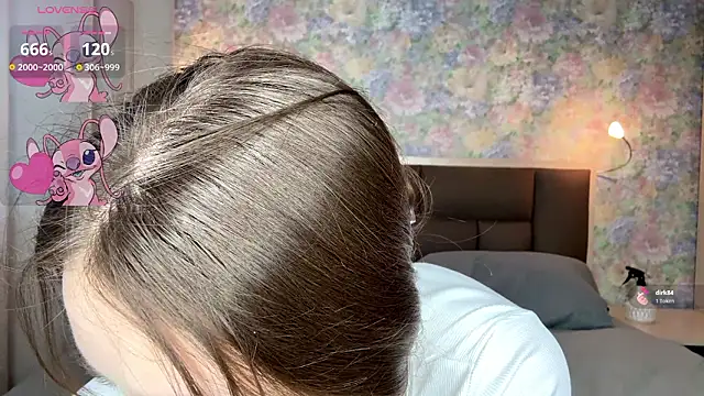 loradavi (F young) - put me in doggy position